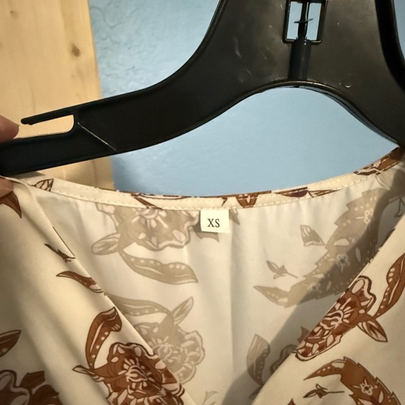 Floral White and Brown Dress - Picture 7 of 8